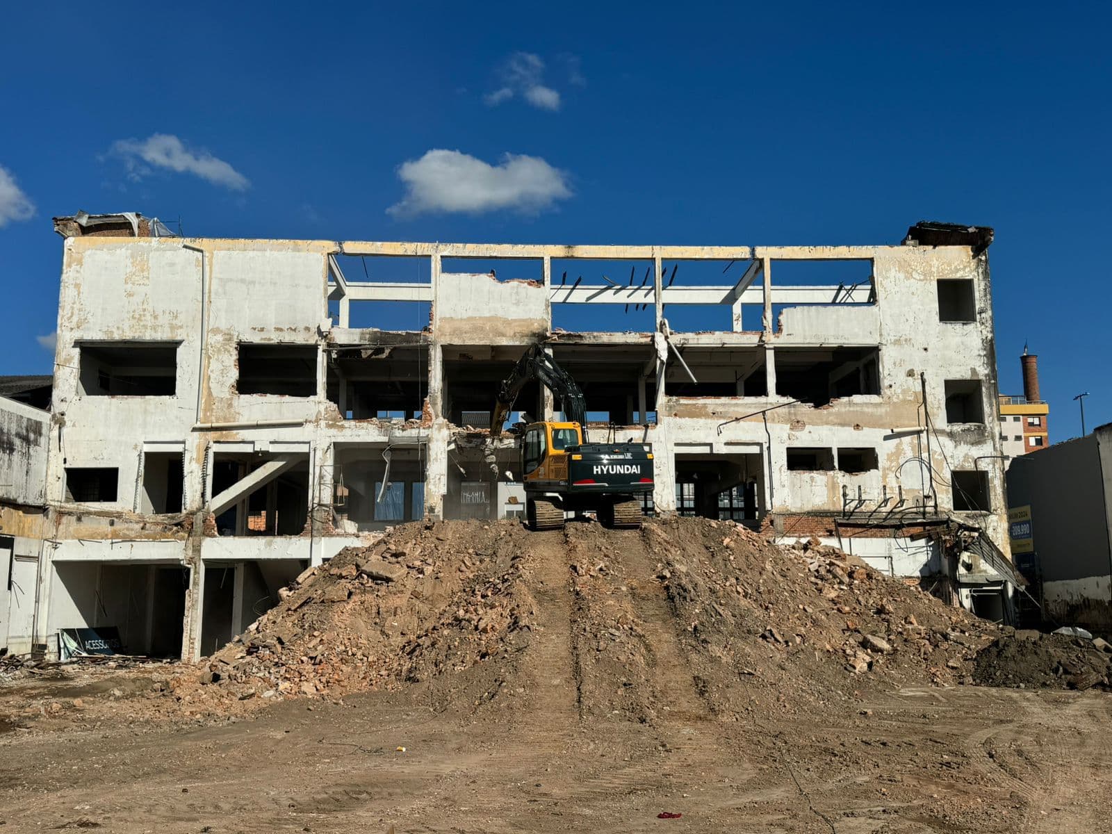 Demolição Predial - Foto 2