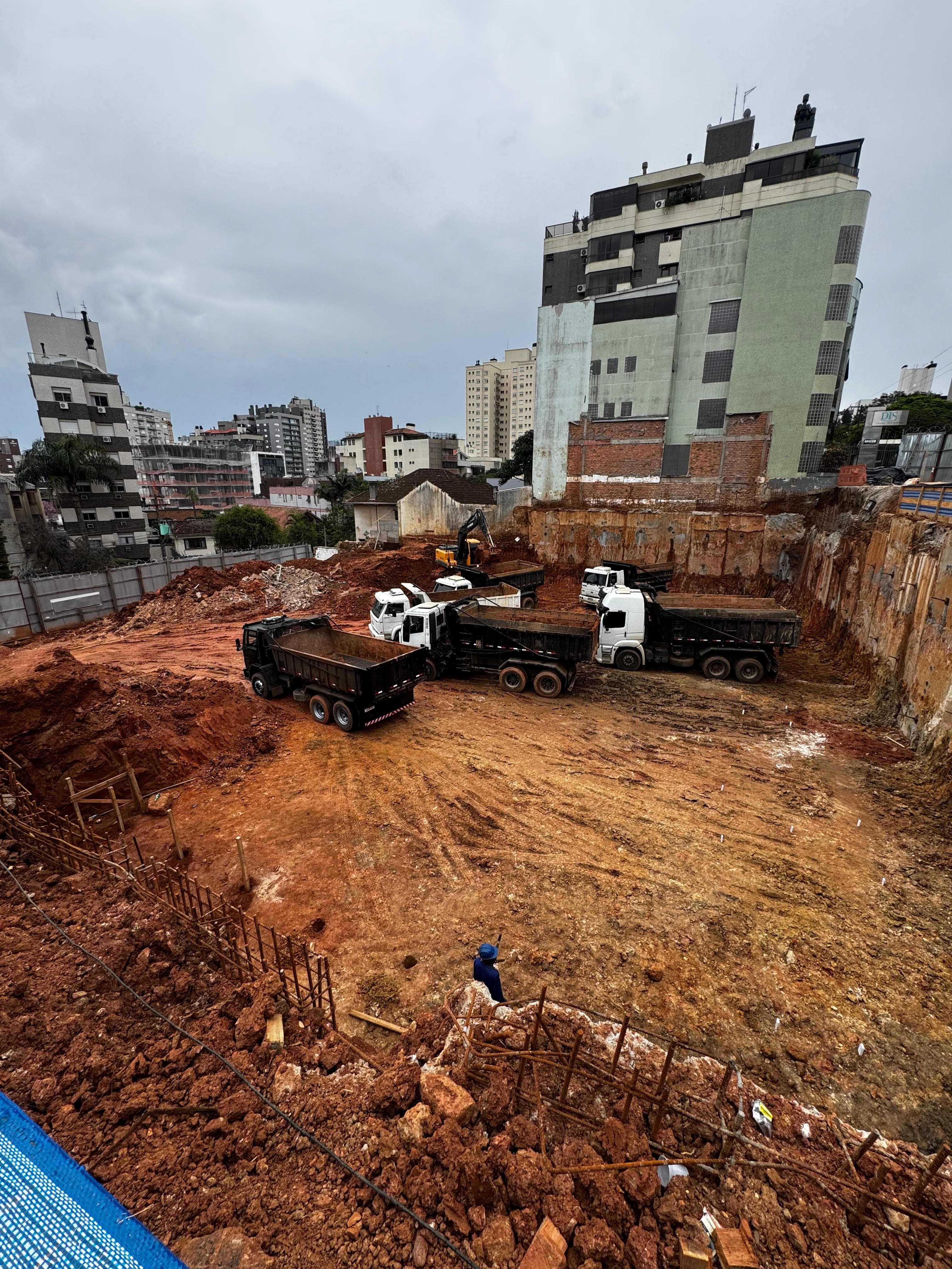 Escavação Marcelo Gama - Foto 4